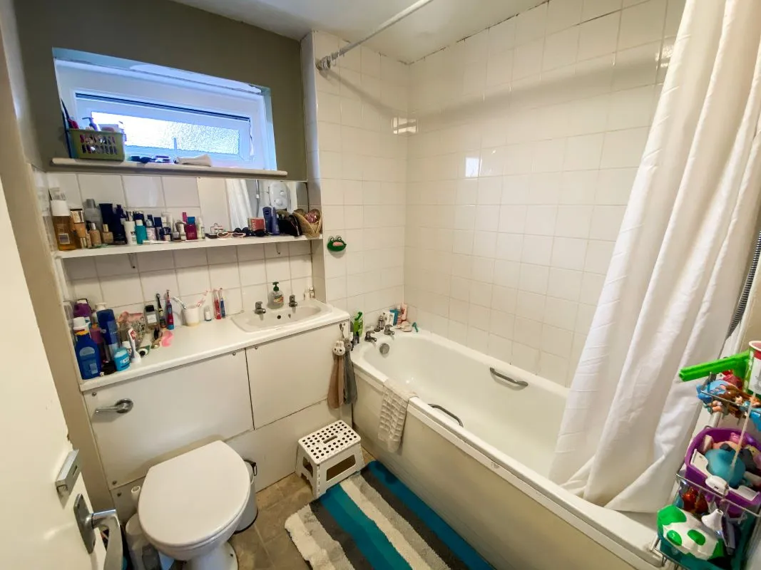 Farrier Court, 1 New Road, Bourne End, Buckinghamshire, SL8 5DB
