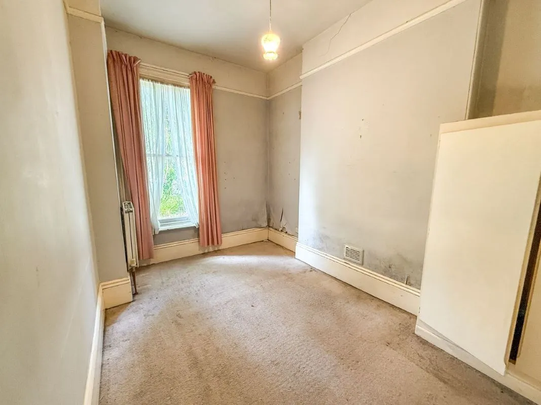 Flat 1, 20 Hartley Road, Exmouth, Devon, EX8 2SG
