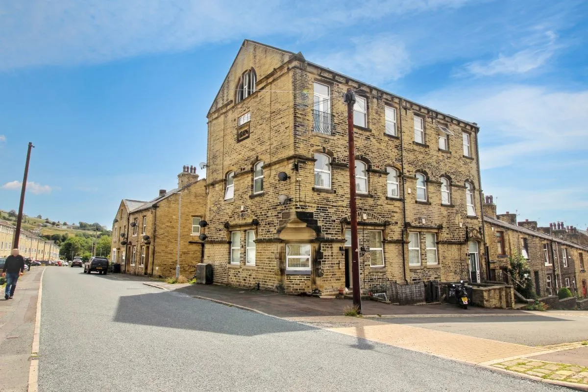 Browning Heights, 8 Browning Avenue, Halifax, West Yorkshire, HX3 9BB