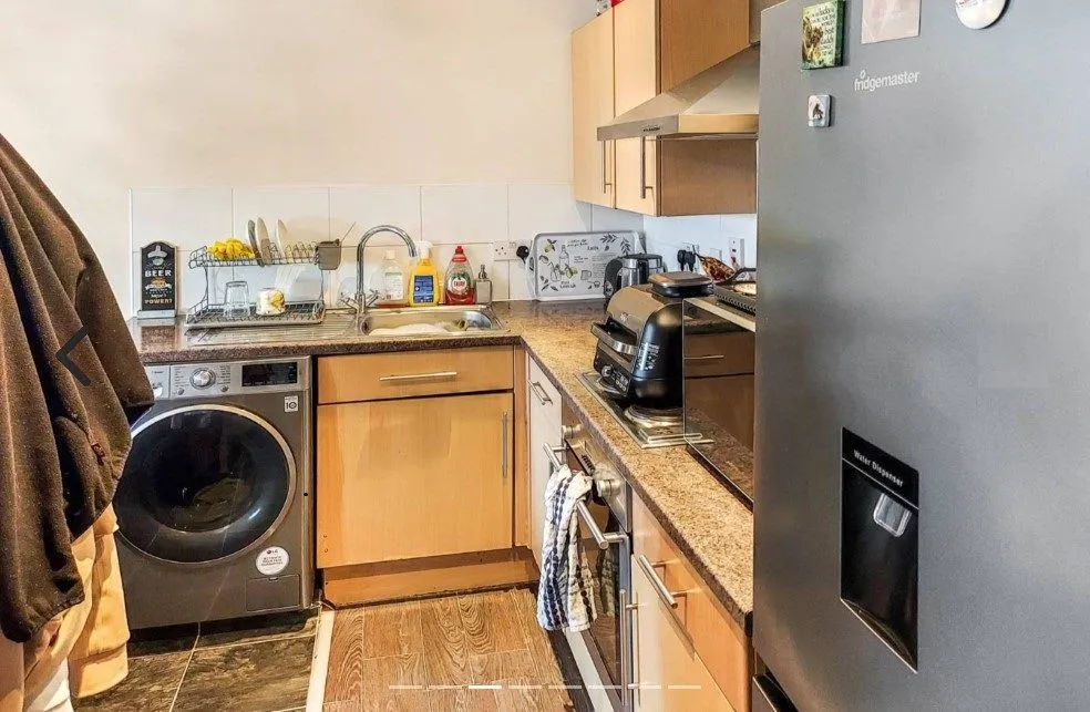 Apartment 16 Springfield Court, Amersall Road, Doncaster, South Yorkshire, DN5 9LN