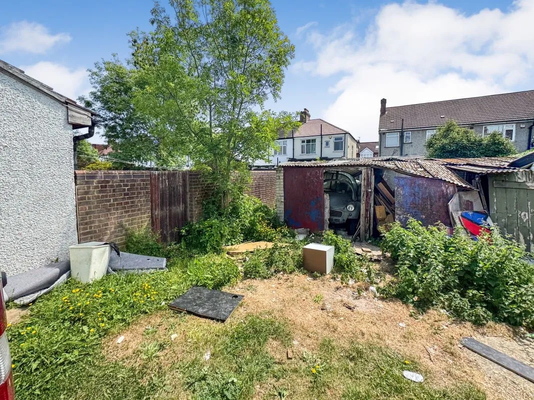 1a Hambrook Road, South Norwood, London, SE25 4HL