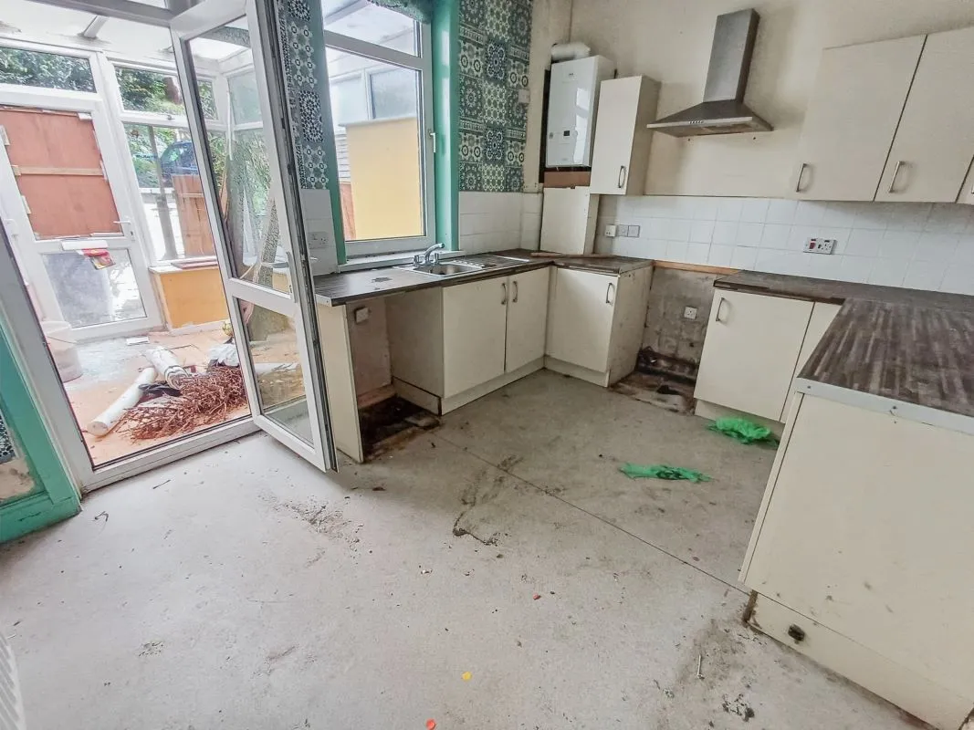 5 Brookfield Terrace, Todmorden, Lancashire, OL14 8LB