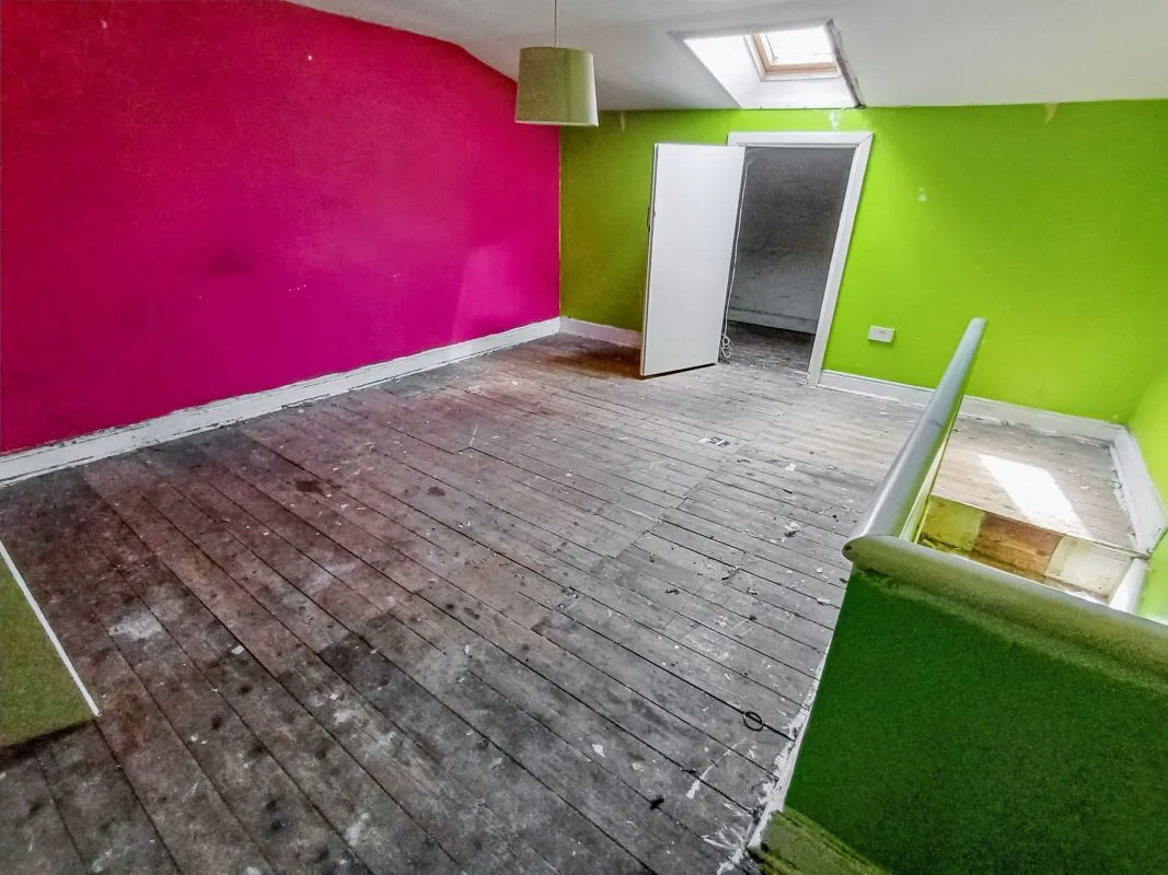 5 Brookfield Terrace, Todmorden, Lancashire, OL14 8LB