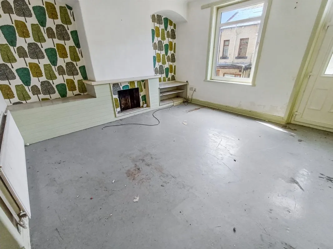 5 Brookfield Terrace, Todmorden, Lancashire, OL14 8LB