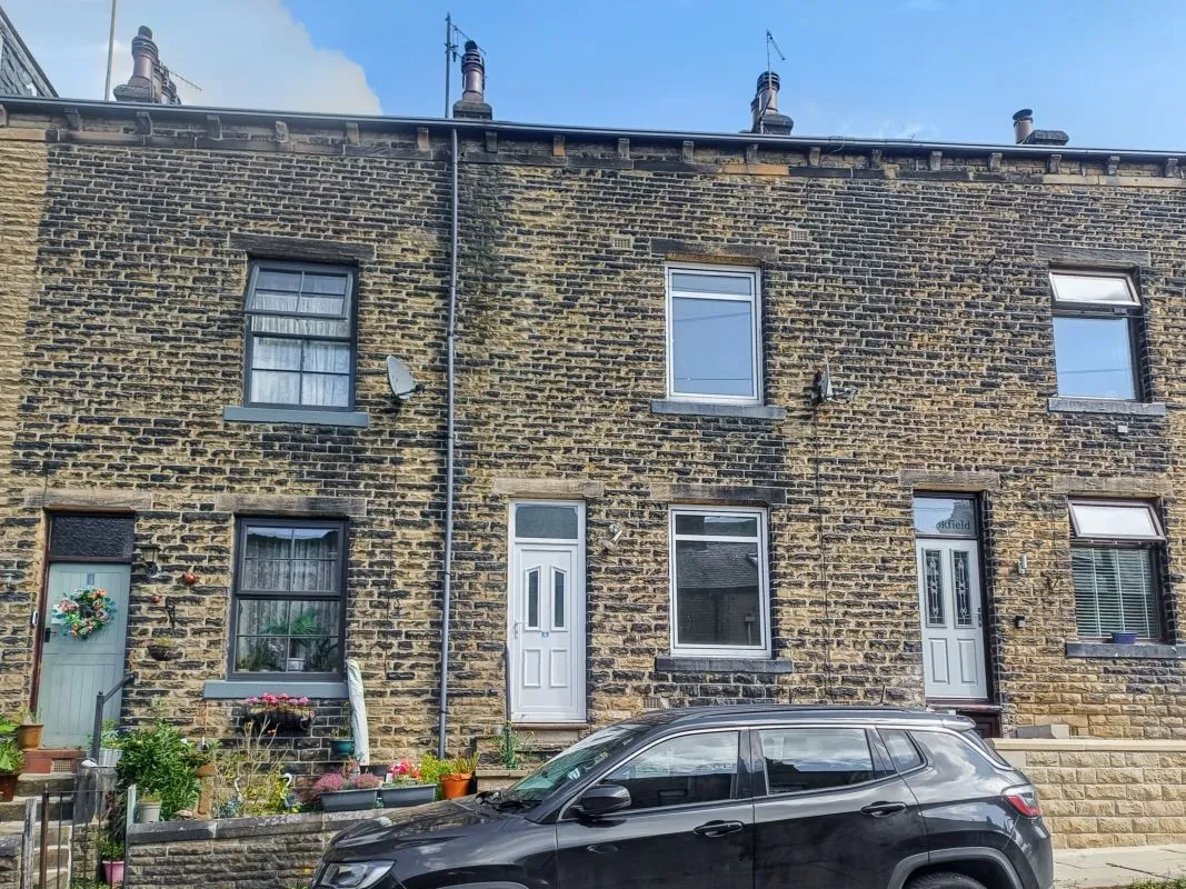 5 Brookfield Terrace, Todmorden, Lancashire, OL14 8LB