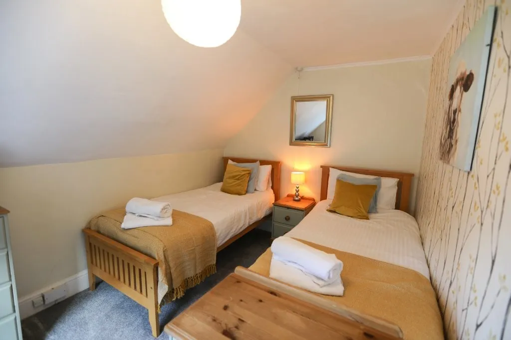 3 bed Cottage
