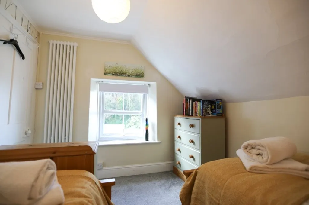 3 bed Cottage