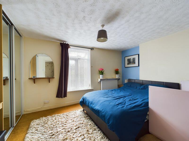 3 bed Semi-Detached