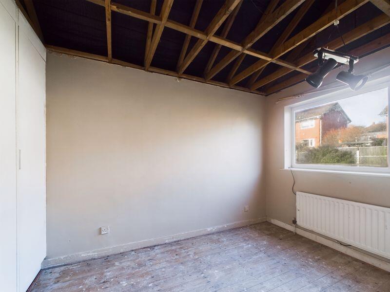 4 bed Detached