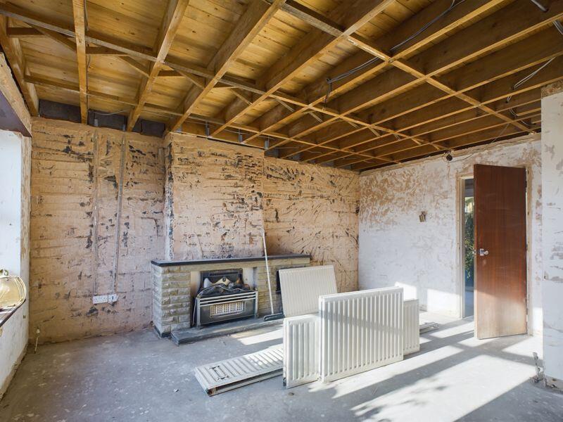 4 bed Detached