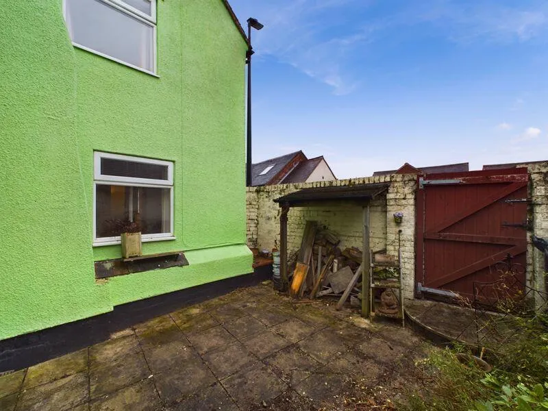 3 bed Semi-Detached