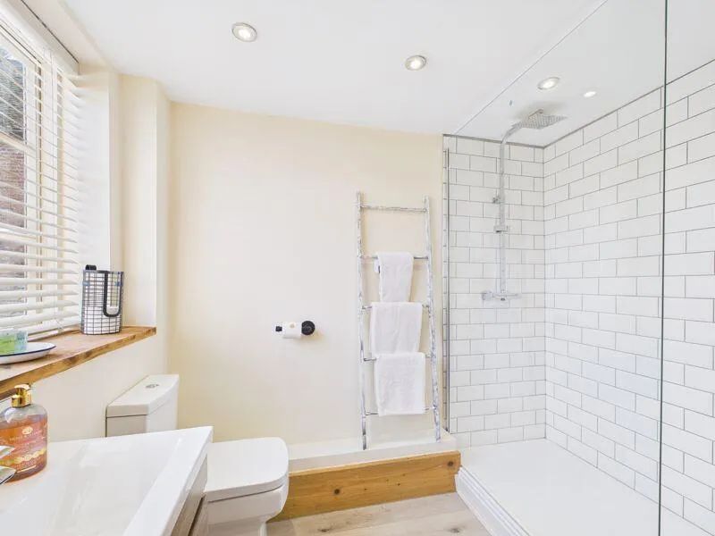 3 bed Terraced