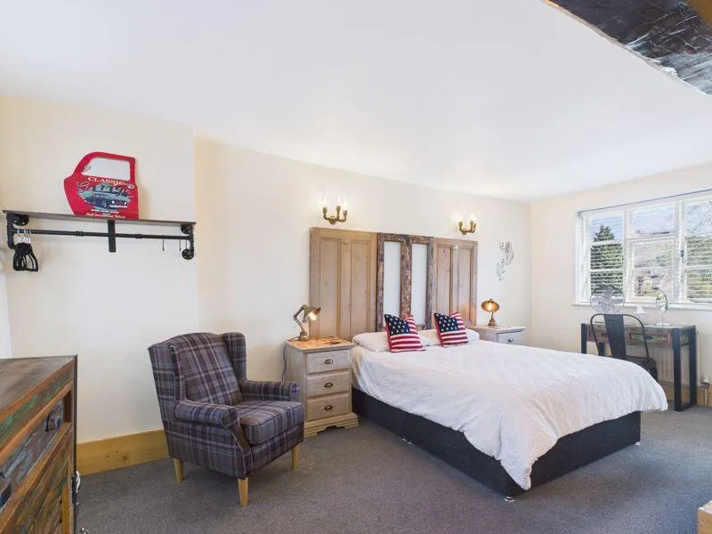 3 bed Terraced