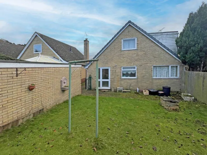 3 bed Detached Bungalow
