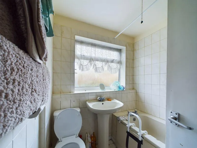 3 bed Detached Bungalow