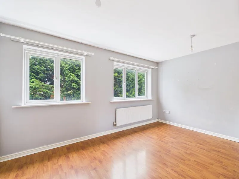 3 bed Terraced