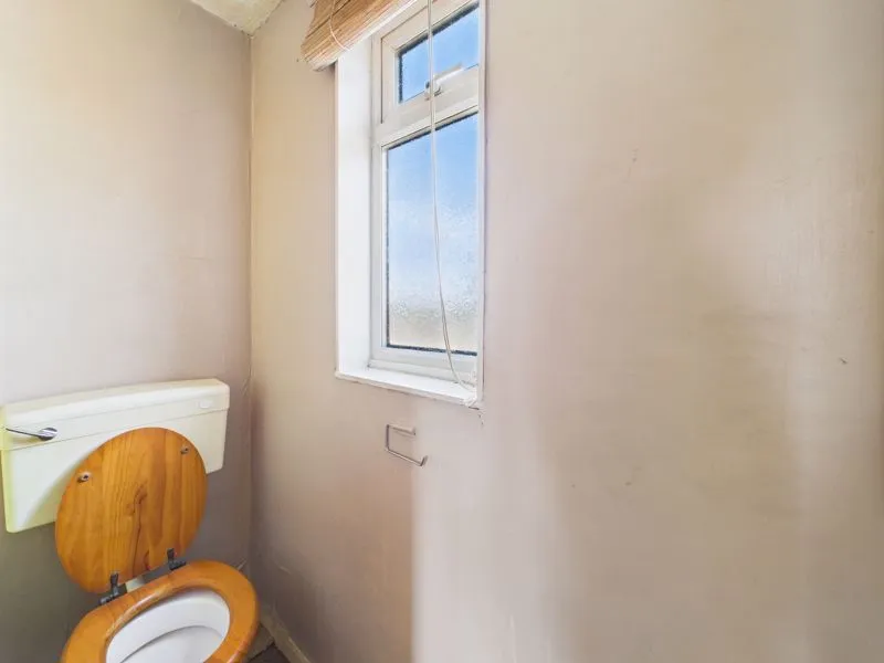 3 bed End of Terrace