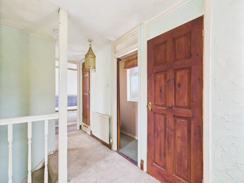 3 bed End of Terrace