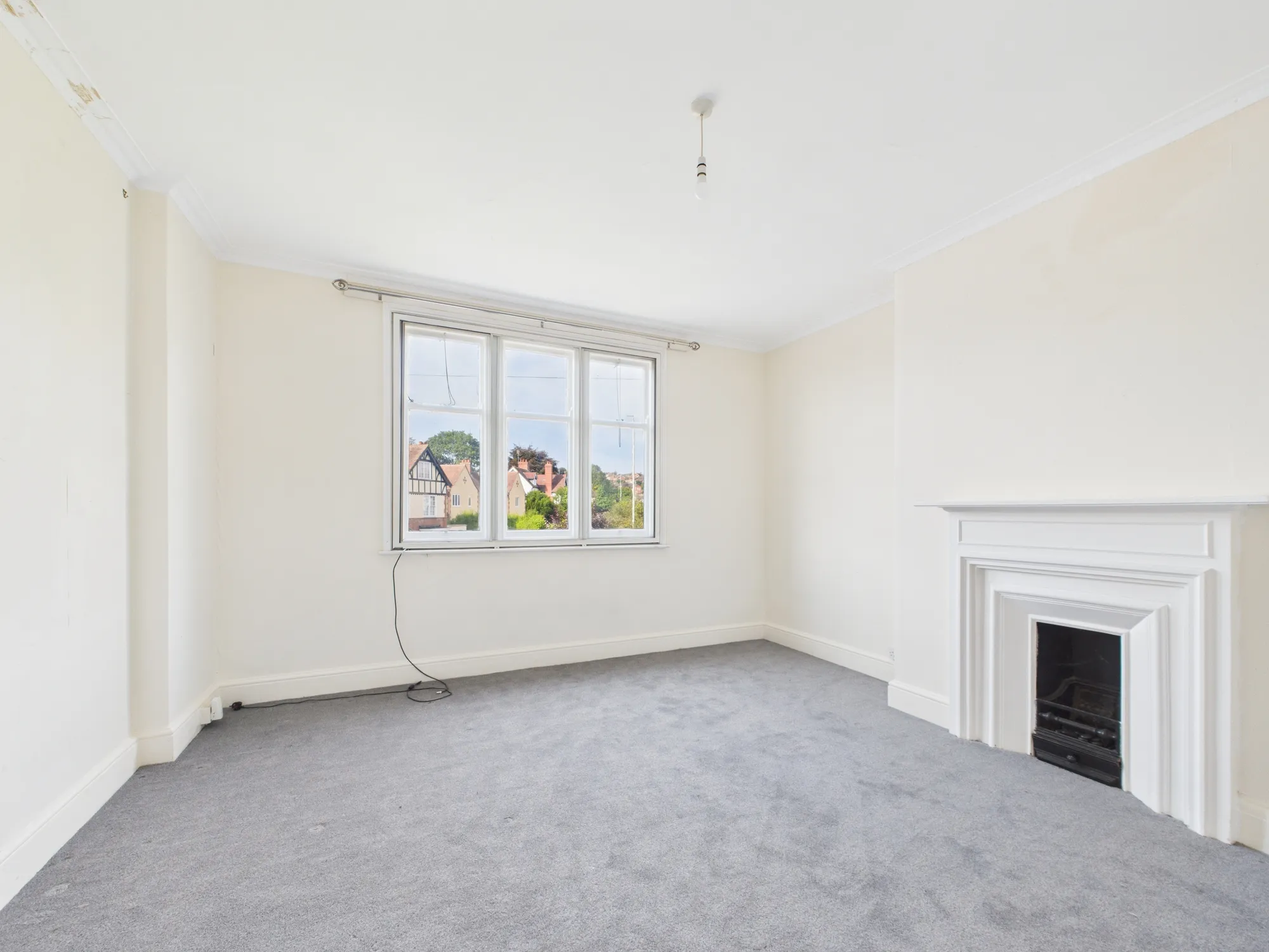 6 bed House
