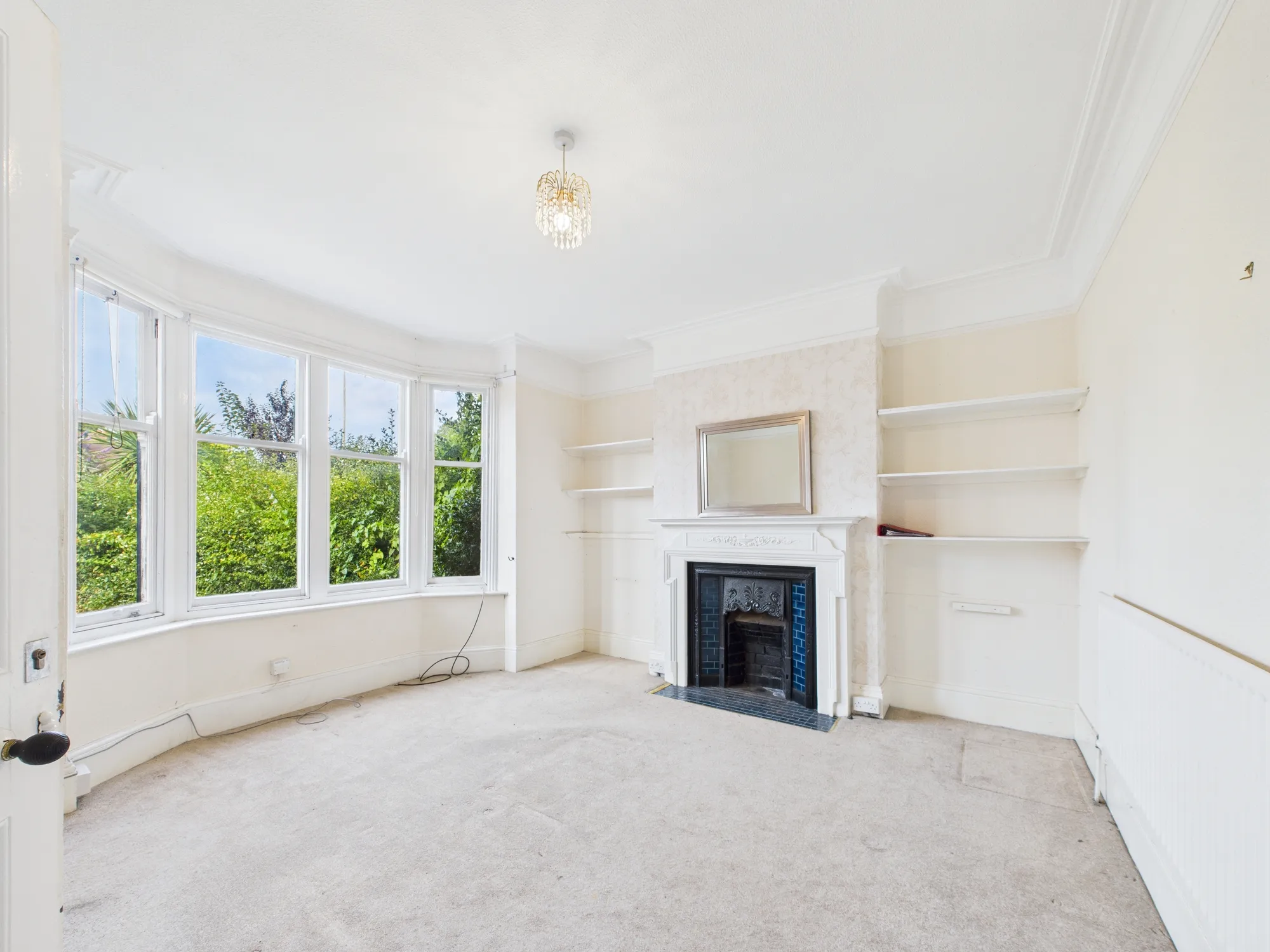 6 bed House