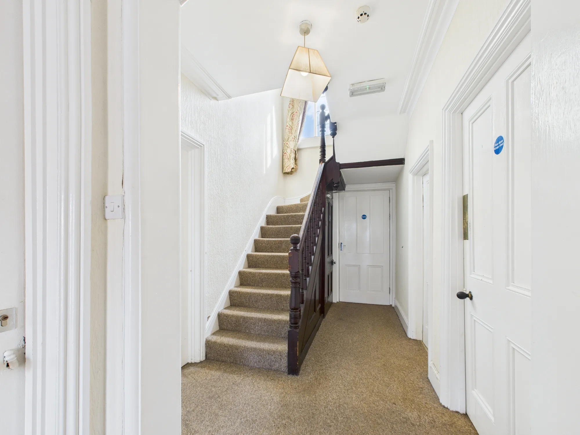 6 bed House