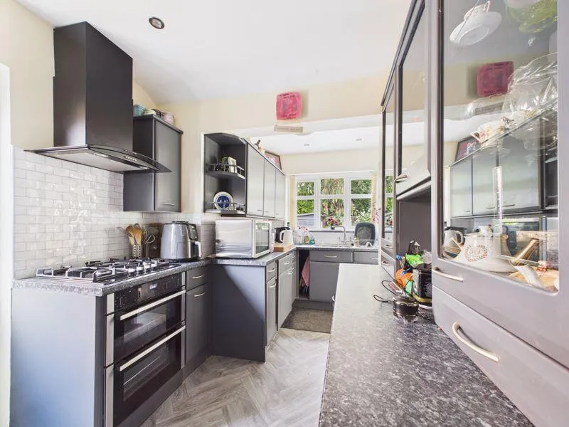 2 bed Detached Bungalow