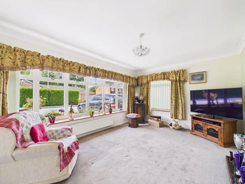 2 bed Detached Bungalow
