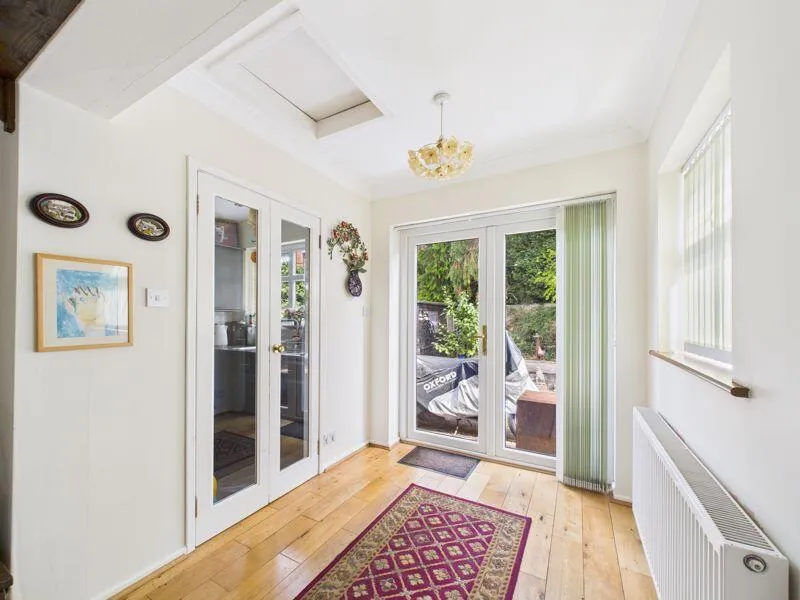 2 bed Detached Bungalow