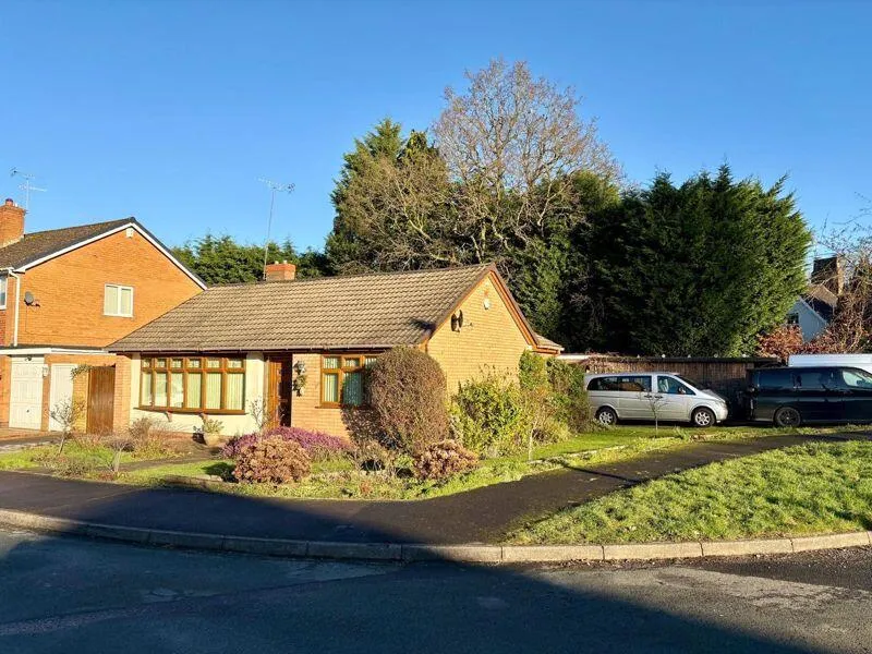 2 bed Detached Bungalow