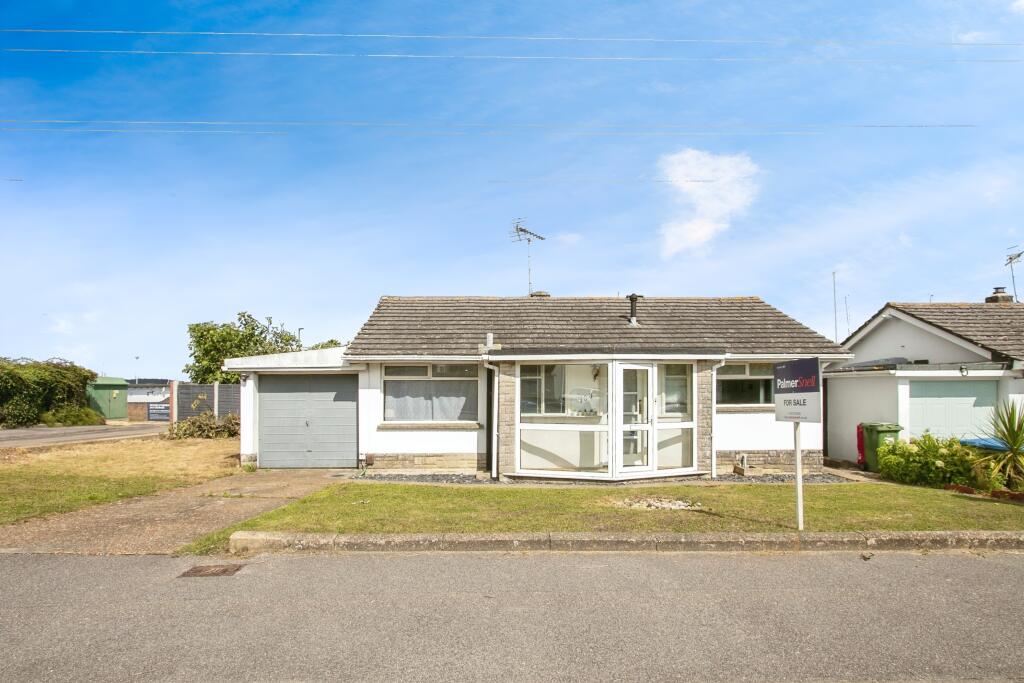 2 bed Detached Bungalow
