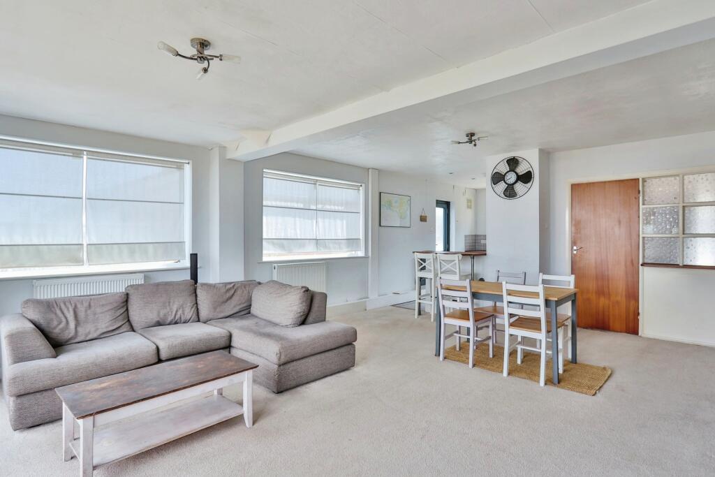 2 bed Detached Bungalow