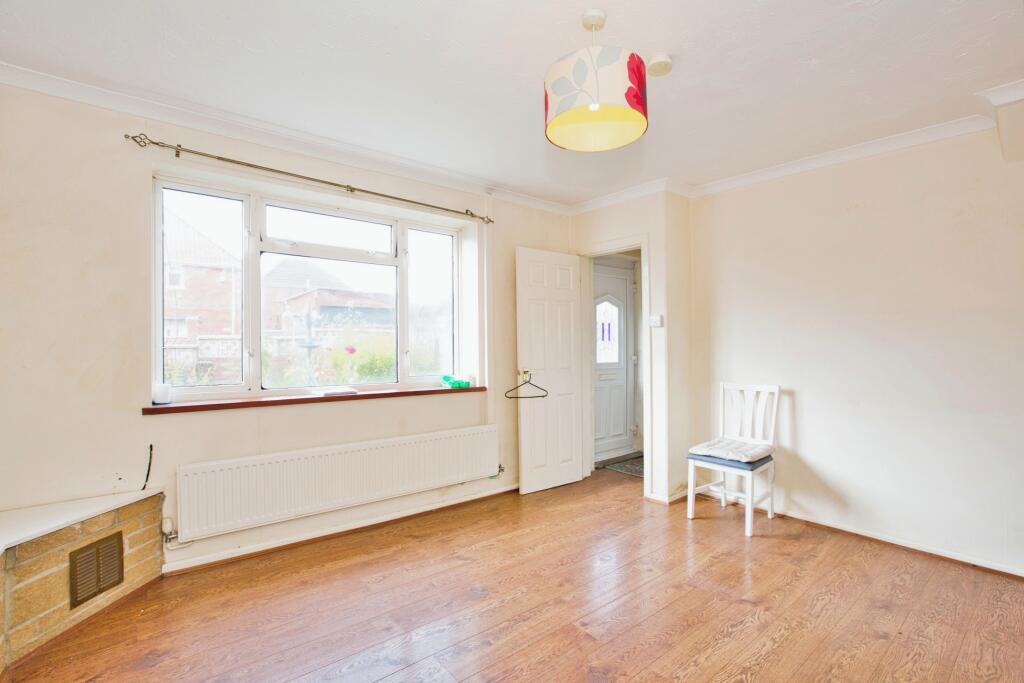 3 bed End of Terrace