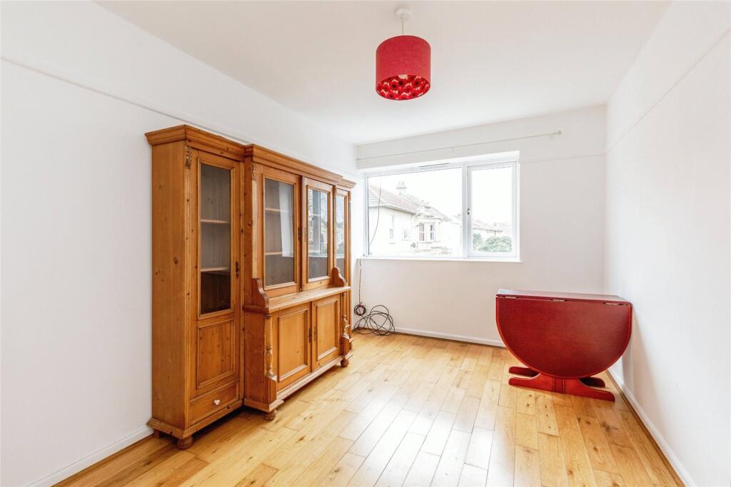 2 bed Mixed Use