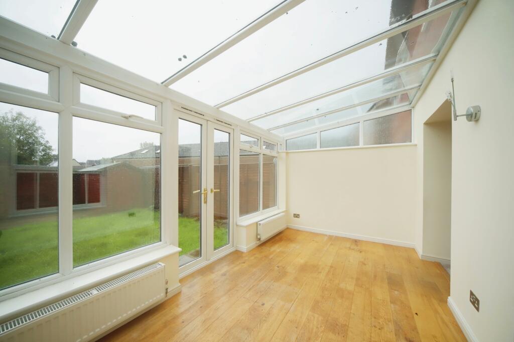 3 bed Semi-Detached