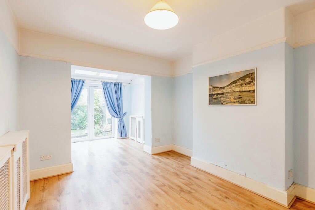 3 bed Semi-Detached