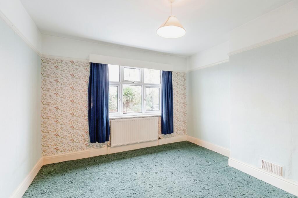 3 bed Semi-Detached