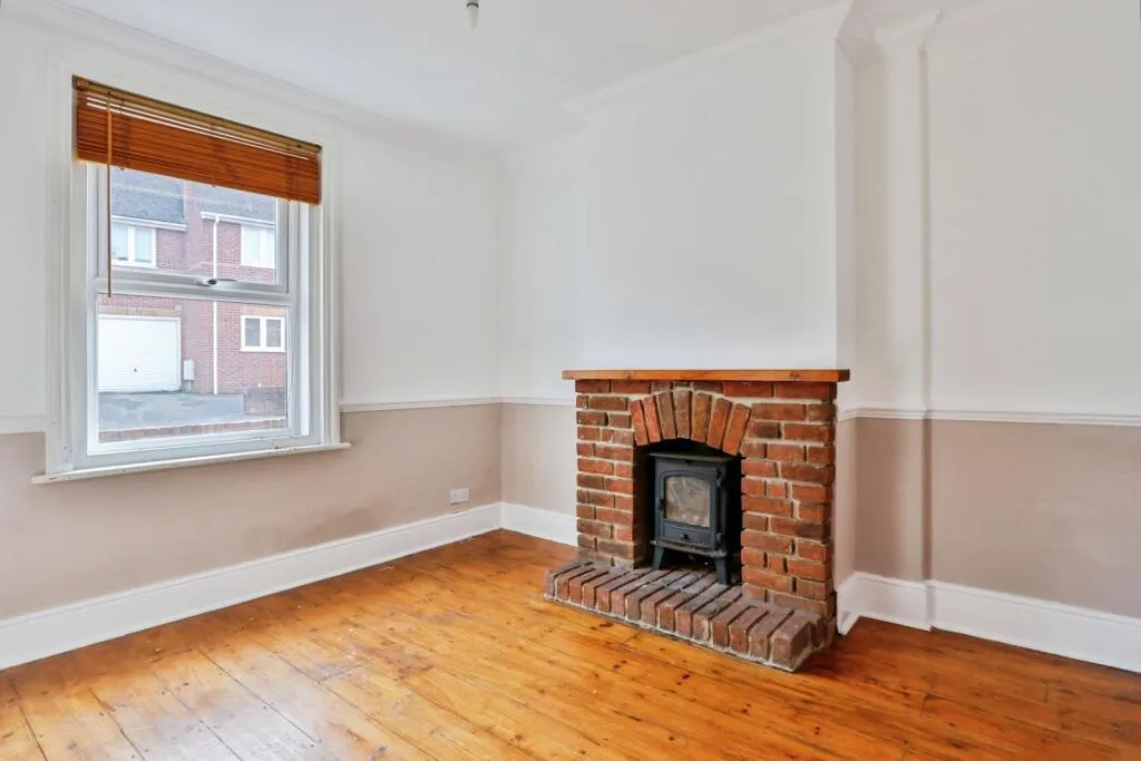 3 bed Semi-Detached