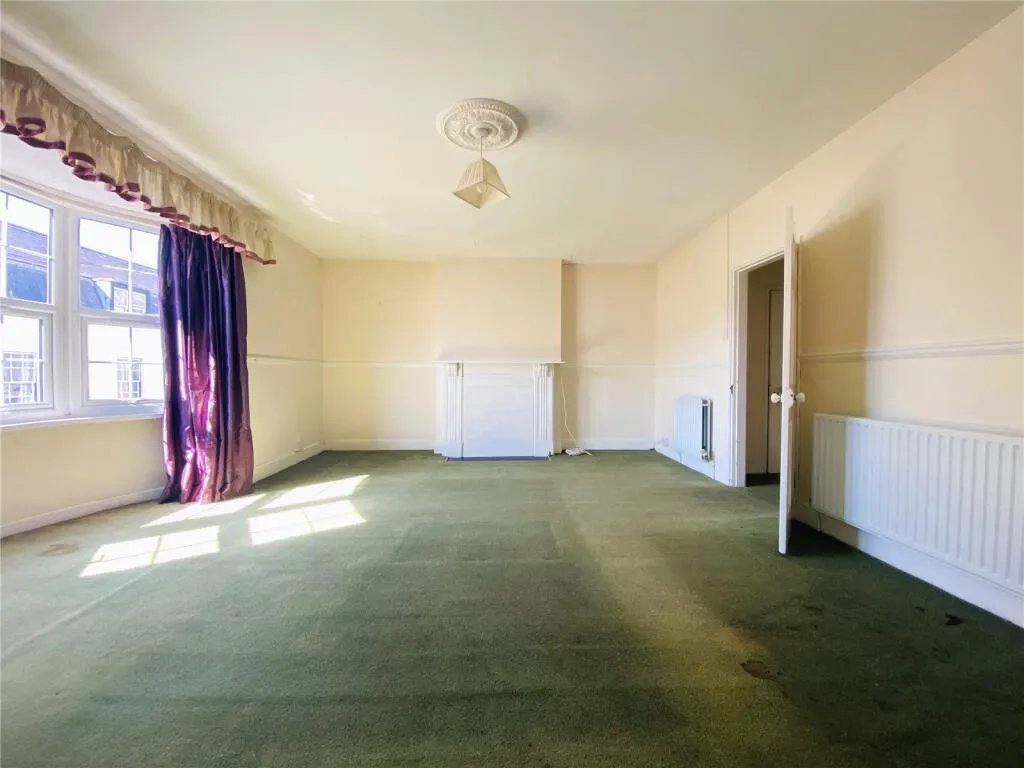 2 bed Apartment