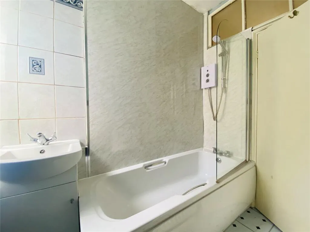 2 bed Apartment