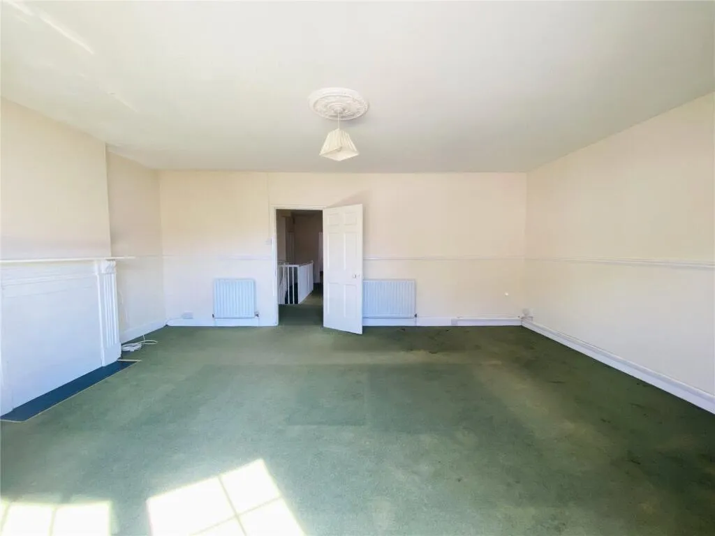 2 bed Apartment
