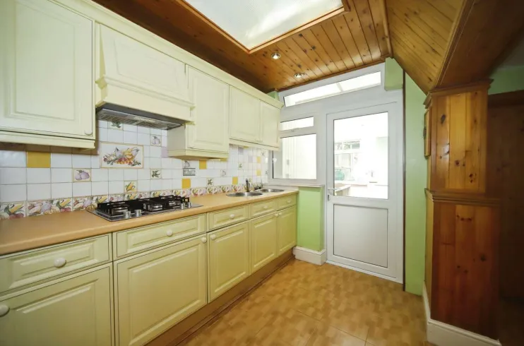 2 bed Terraced