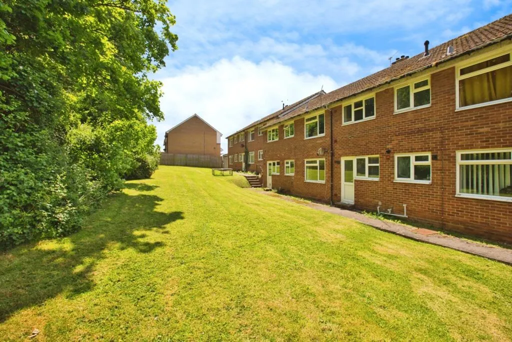 2 bed Apartment