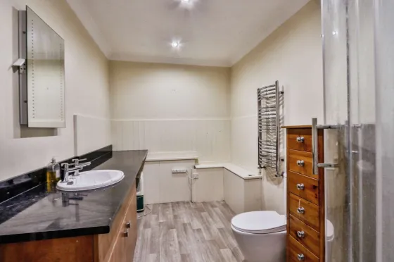 2 bed Detached