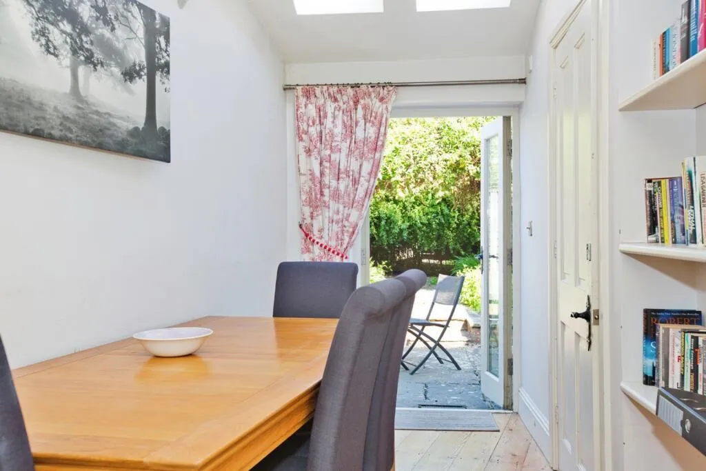 2 bed Terraced
