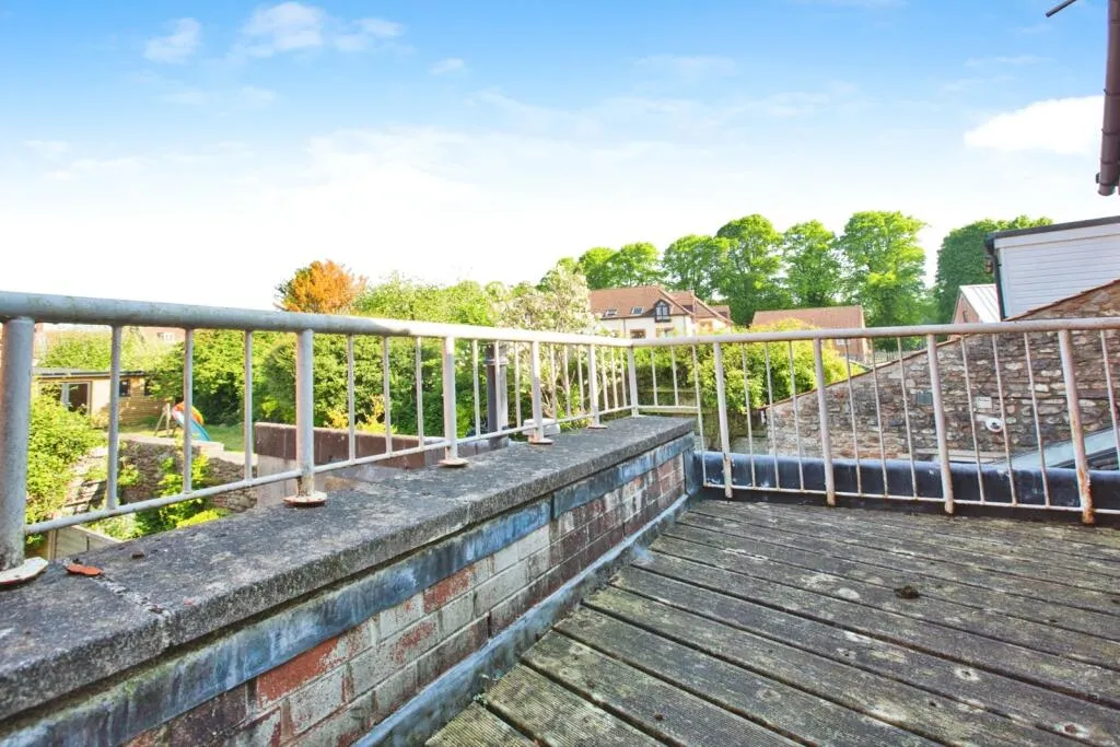 2 bed Terraced