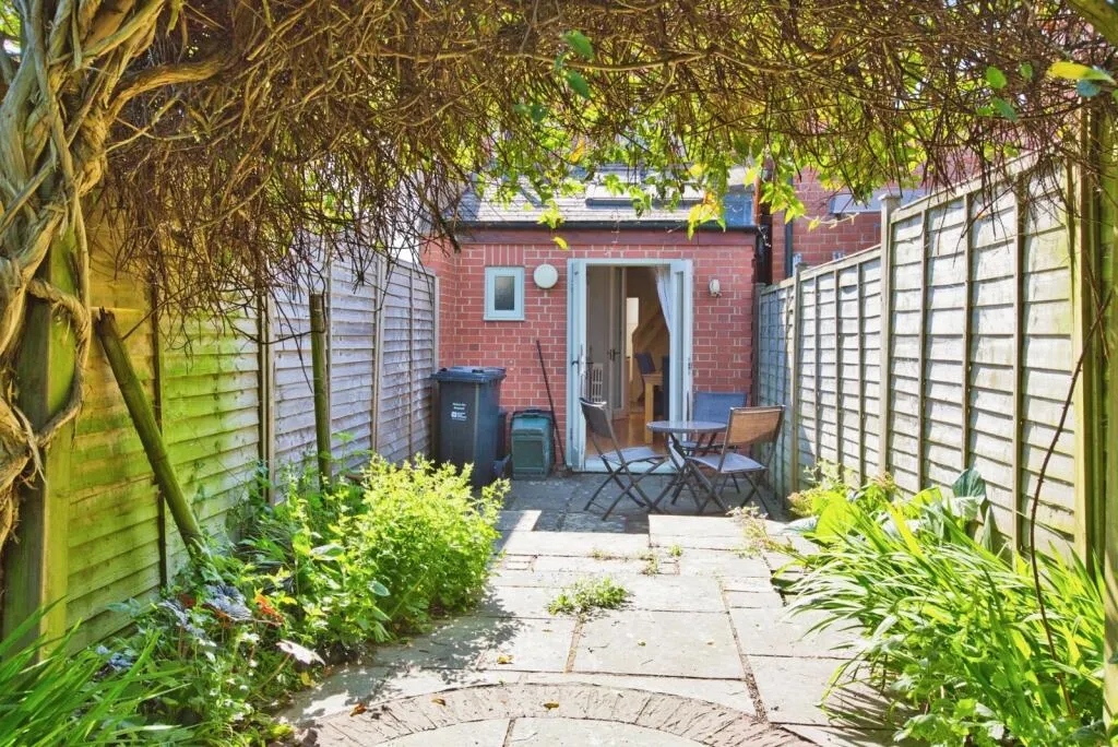 2 bed Terraced
