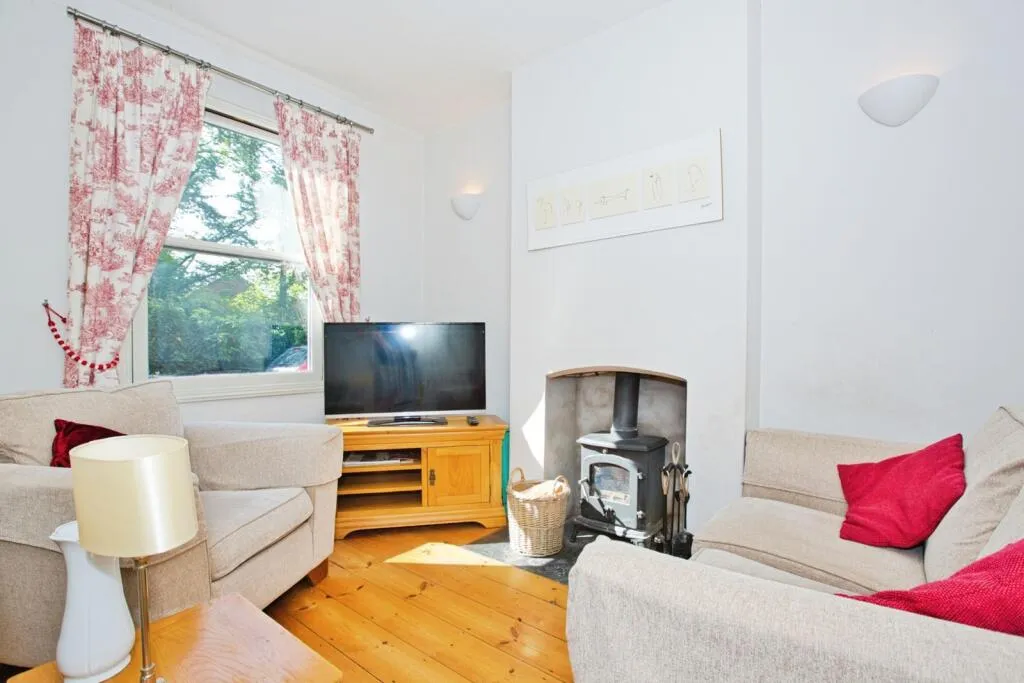 2 bed Terraced