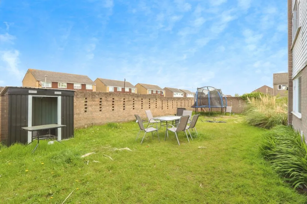 2 bed Apartment