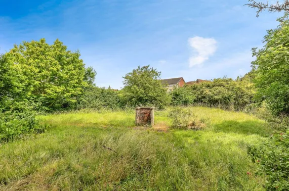 3 bed Semi-Detached Bungalow