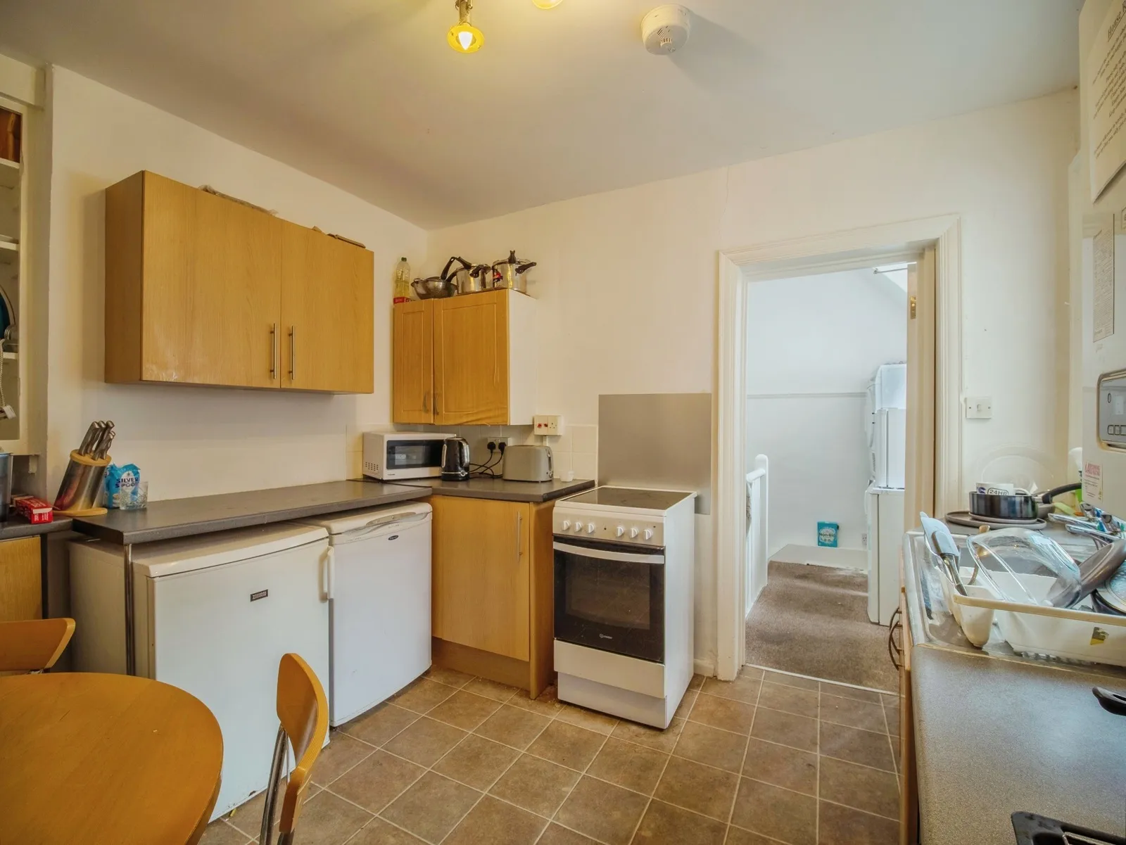 4 bed Commercial Property